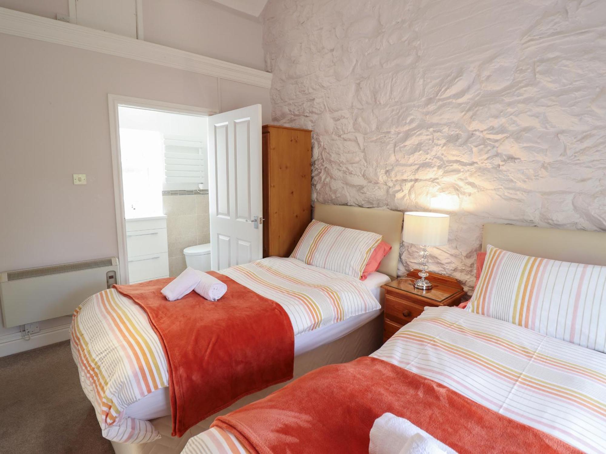 Ty Llaeth Cottage Tywyn Esterno foto